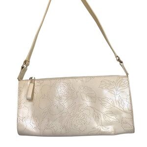 Monsac 00s Cream Leather Shoulder Bag Perforated Floral Pattern Top zip Purse